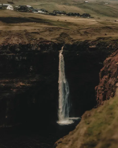 Travel & Destination – frame 08