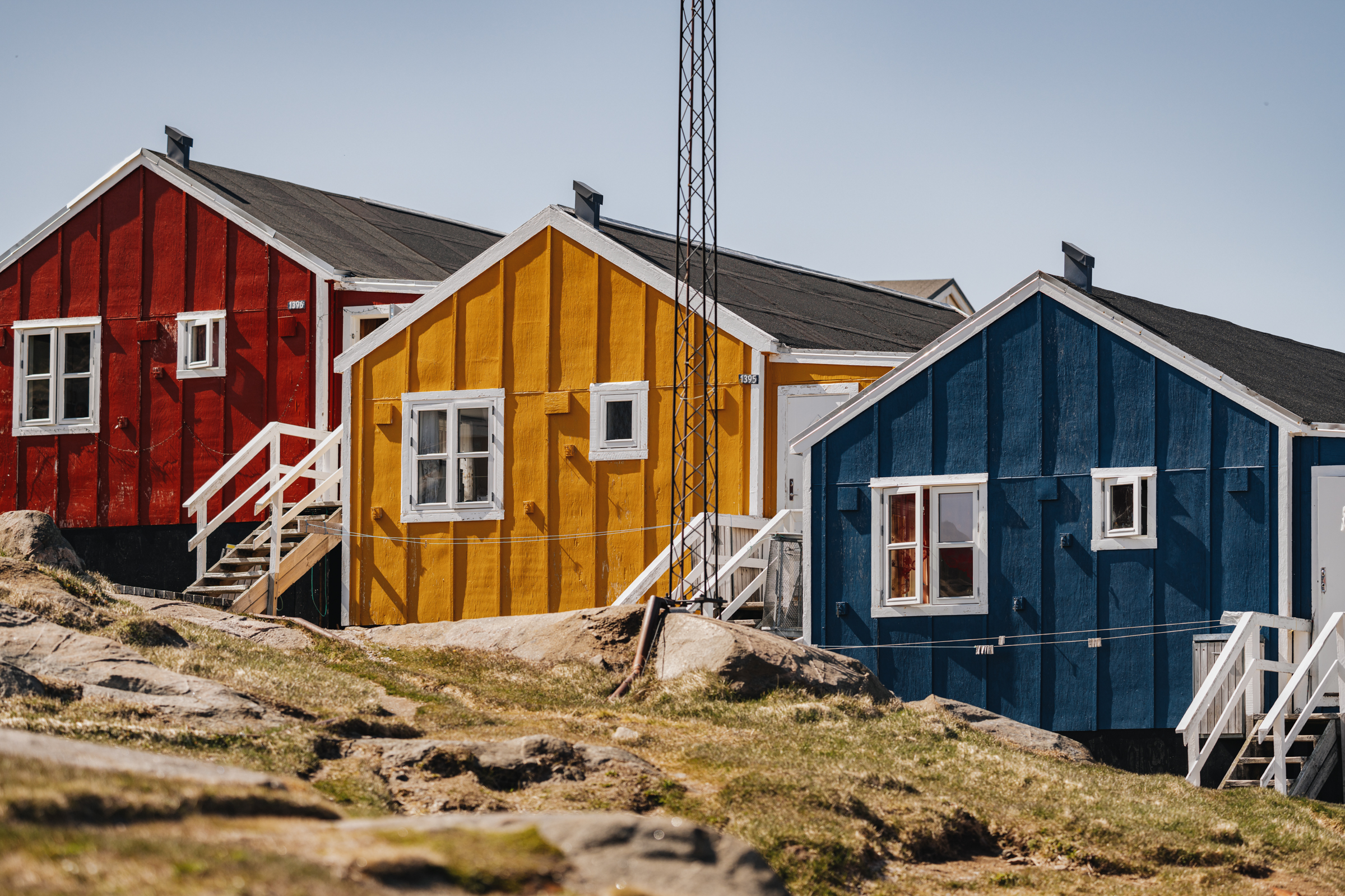 Colourful houses in Kulusuk. Photo by Filip Gielda - Visit East Greenland
