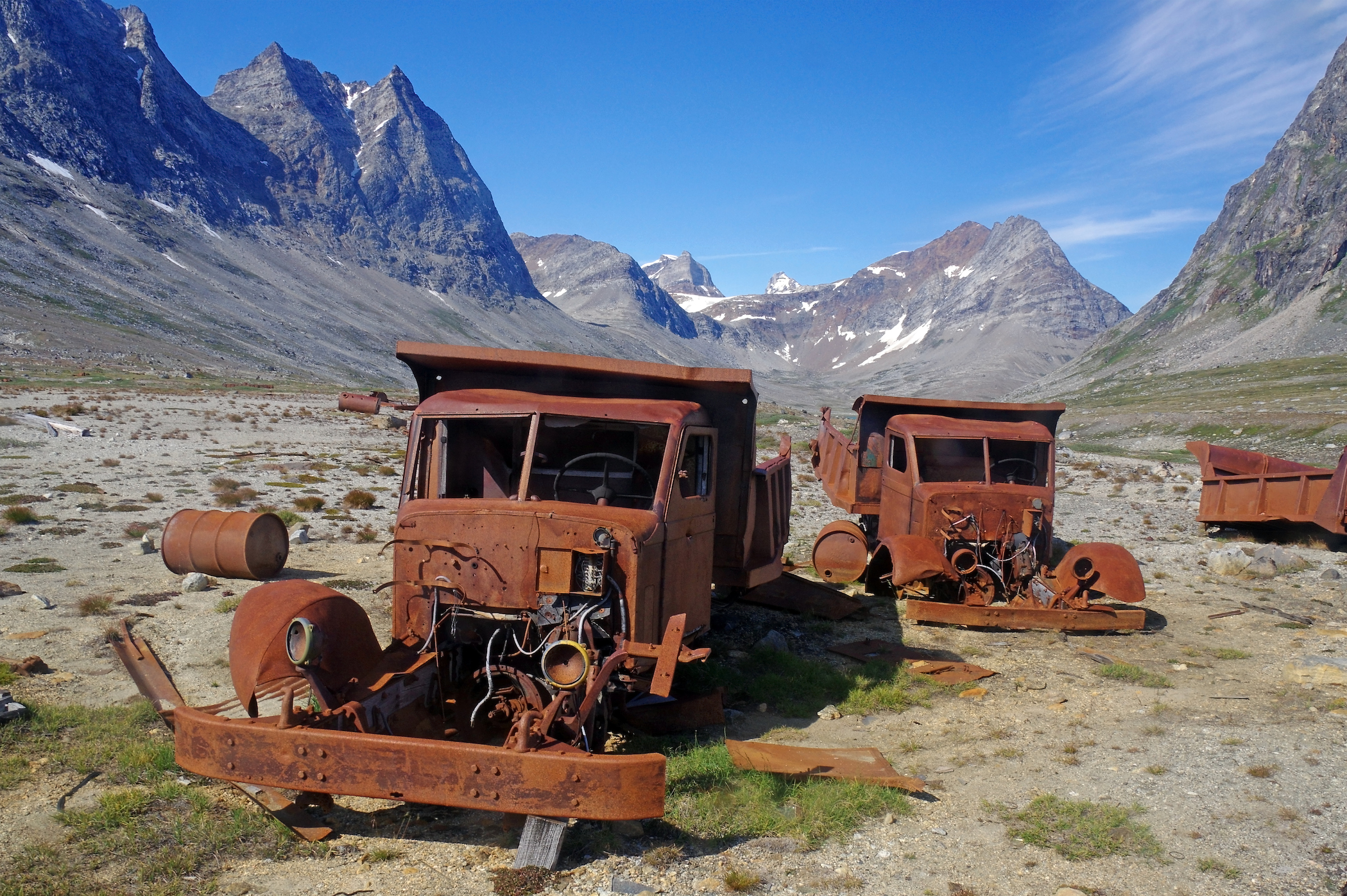 Rusty vehicles near Ikateq. Photo - Reinhard Pantke , Visit Greenland